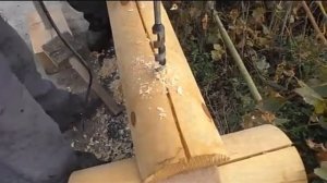 Крепление бревен нагелями