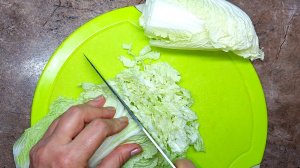Салат из пекинской капусты. Быстро и очень вкусно. Простой салат.