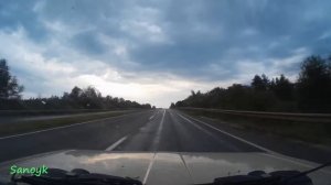 Тест экшн камеры SJCAM SJ4000 WIFI  как видео регистратор по трассе за г. Чернигов 90-100 км/час