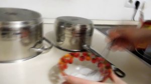 Как очистить пригоревшую кастрюлю содой и перекисью водорода