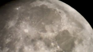 Moon. 5Dm2+Meade ETX-80 test
