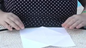 Как из бумажного квадрата сложить правильный восьмиугольник?