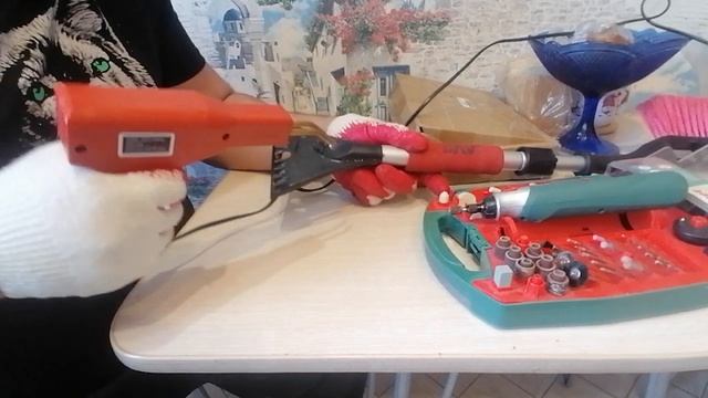 Сломался скребок для стекол? Починим