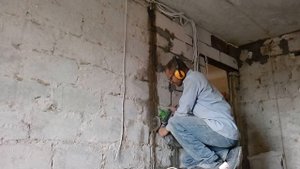 Штробление стен без пыли