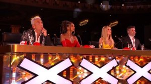 Illusionist Enzo Weyne makes Dec DISAPPEAR! | Semi-Finals | BGT 2023