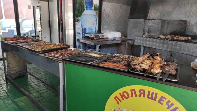 Всё готовим. Вечер уже скоро. Дивноморск. Грин. 4 мая 2021 г. смотреть онлайн