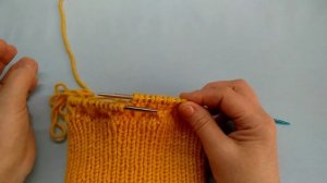 Вяжем спицами детскую шапку, на девочку 5-7лет.