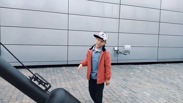 Бронепоезда, танки и подводные лодки. Гуляем по лучшему музею военной техники в России #поезда смотреть онлайн