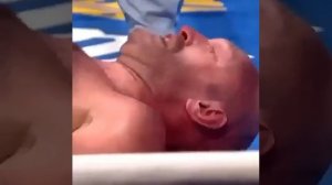 Как Тайсон Фьюри встал после такого нокдауна