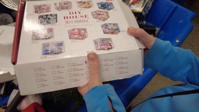 Американская барахолка. Ищем ценные вещи в секонд-хенде на вес. Goodwill.