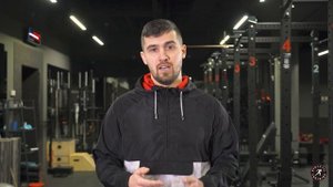 Приседания на одной ноге на тумбе | техника выполнения