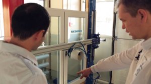 Испытание фурнитуры TITAN AF на износостойкость