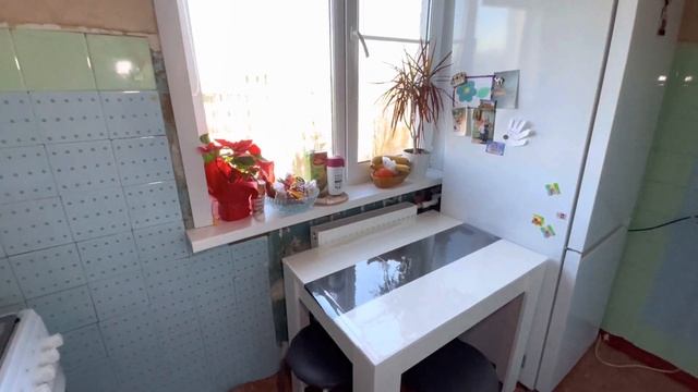 Воронеж.Трехкомнатная квартира в Советском районе.Вся инфраструктура рядом с домом. смотреть онлайн