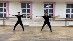 Народный ненецкий ансамбль песни и танца "Маймбава" ( Радость) Танец- Зов тундры