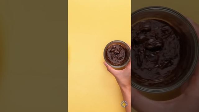 КАК ТАЙКОМ ПРОНОСИТЬ КОСМЕТИКУ И ЗАКУСКИ | КЛАССНЫЕ ЛАЙФХАКИ И ПОДЕЛКИ смотреть онлайн