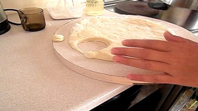 Дрожжевые Пончики