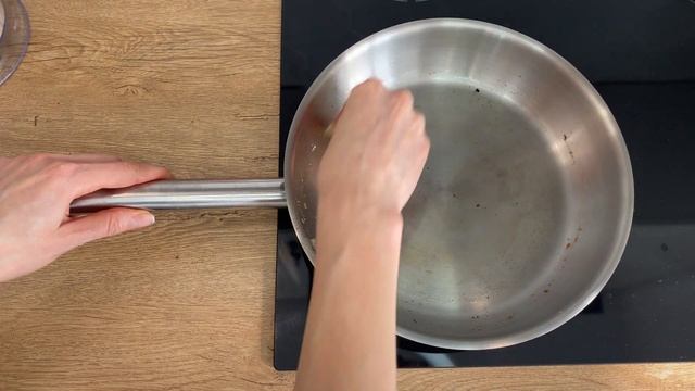 Блины без сахара, лактозы и глютена. 2 варианта: на овсянке и на рисовой муке.