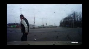 Видео момента столкновения двух микроавтобусов в Рязани