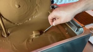 Scraper bar for the 20 kg chocolate tempering bowl | KADZAMA