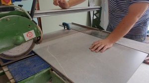 Чем резать керамогранит. Чистый рез керамогранита на мокрорезе.