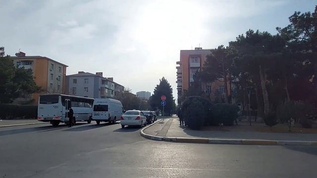 Прогулка по городу.Сильный ветер смотреть онлайн