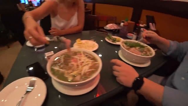 Рася в Америке / Кыргызы в Нью-Йорке / Лютая студия