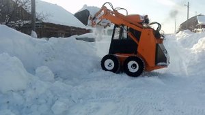 Демонстрация минипогрузчика ПУМ500