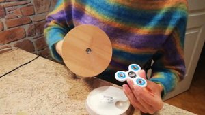 Держатель для бобин своими руками.