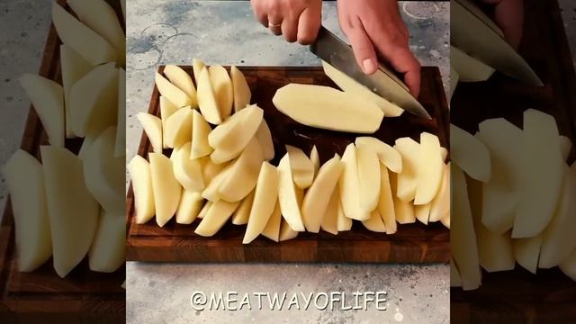 ЗАПЕЧЕННЫЕ КУРИНЫЕ БЁДРА С ОВОЩАМИ В ДУХОВКЕ | ОЧЕНЬ ВКУСНЫЙ РЕЦЕПТ