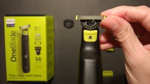 Philips OneBlade Pro 360 Face + Body. Unboxing and close view. (QP6541/15)