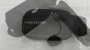 Лючок бензобака в сборе w166  Мерседес A1667570006, A1666300067