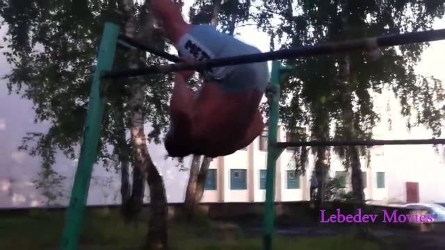 Михаил Кокляев выполняет подъем с переворотом! смотреть онлайн