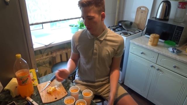 Картавый повар-"КАК СДЕЛАТЬ ФРУКТОВЫЙ ЛЕД С КУСОЧКАМИ ФРУКТОВ  "