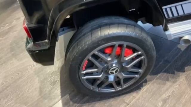 Детский электрический автомобиль