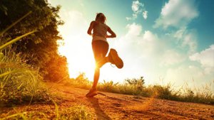 Движение – жизнь! Чем полезны прогулки на свежем воздухе?