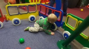 Аутизм, странные игры, непонимание речи, 2 года