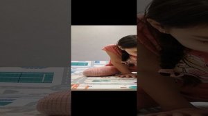 Девочки рисуют на специальном альбоме🌈😃Маргарита и Таисия в эфире❤️