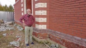 Сколько стоит облицевать дом кирпичом в 2023 году.