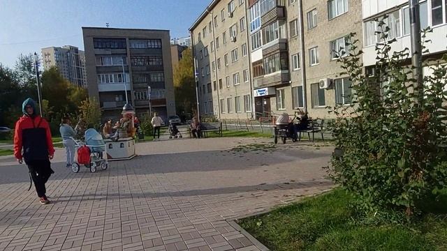 НОВОСИБИРСК/СКАЗОЧНЫЙ СКВЕР С ГЕРОЯМИ СОВЕТСКИХ МУЛЬТФИЛЬМОВ НА УЛ.КОШУРНИКОВА/ВЕРНУТЬСЯ В ДЕТСТВО)