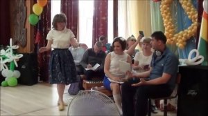 Супер поздравление от родителей выпускникам начальной школы.