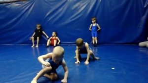 Борьба. Бросок через плечо на скорость и бросок прогибом с захватом одной руки