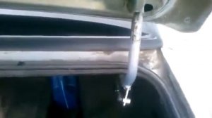 Газовые упоры багажника ваз 2115