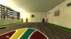 убегаю от мемов в школе в игре garry's mod