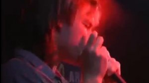 Соло на губной гармошке.