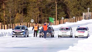 По быстрому льду