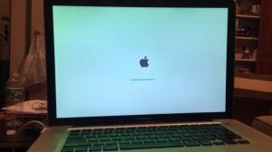 2011 MacBook Pro 15 inch 2.2ghz inter core i7 Pt3