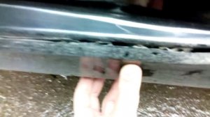 Отпала накладка на порог Lancer 9