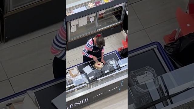 снимает пробу)))