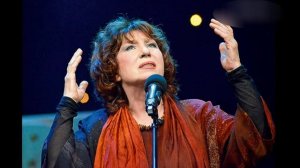 Замечательная песня была написана в 1968 году к  фильму «Пассажир с «ЭКВАТОРА»,