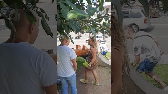 ЛОЖКА. БОЛЬШАЯ смотреть онлайн